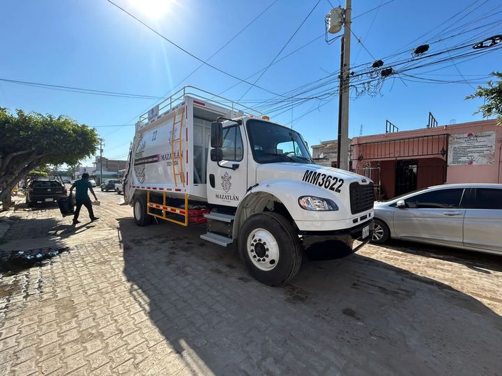 Mejora servicio de recolección de basura en Mazatlán con las quince