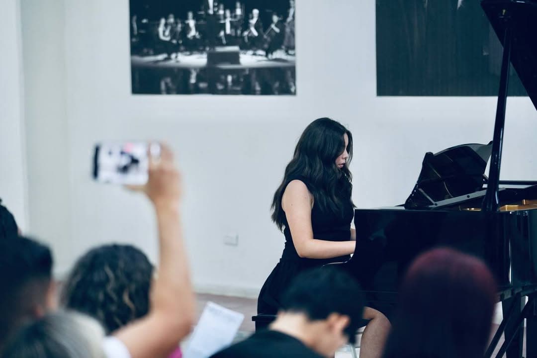 *Jóvenes pianistas brillan en conmovedor recital en el Museo de la Música*