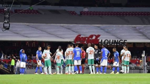 FMF investigará de oficio gritos en el Cruz Azul vs León y podría acarrear veto en repechaje