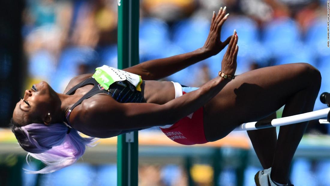 Trastornos de la alimentación: la saltadora olímpica Priscilla Frederick-Loomis presionada para ‘rendir mejor’ y perder algunos kilos