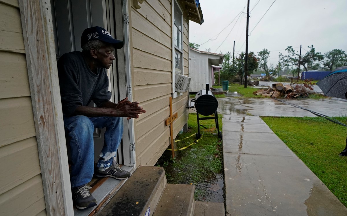 En Luisiana, huracán Delta se degrada a tormenta tropical