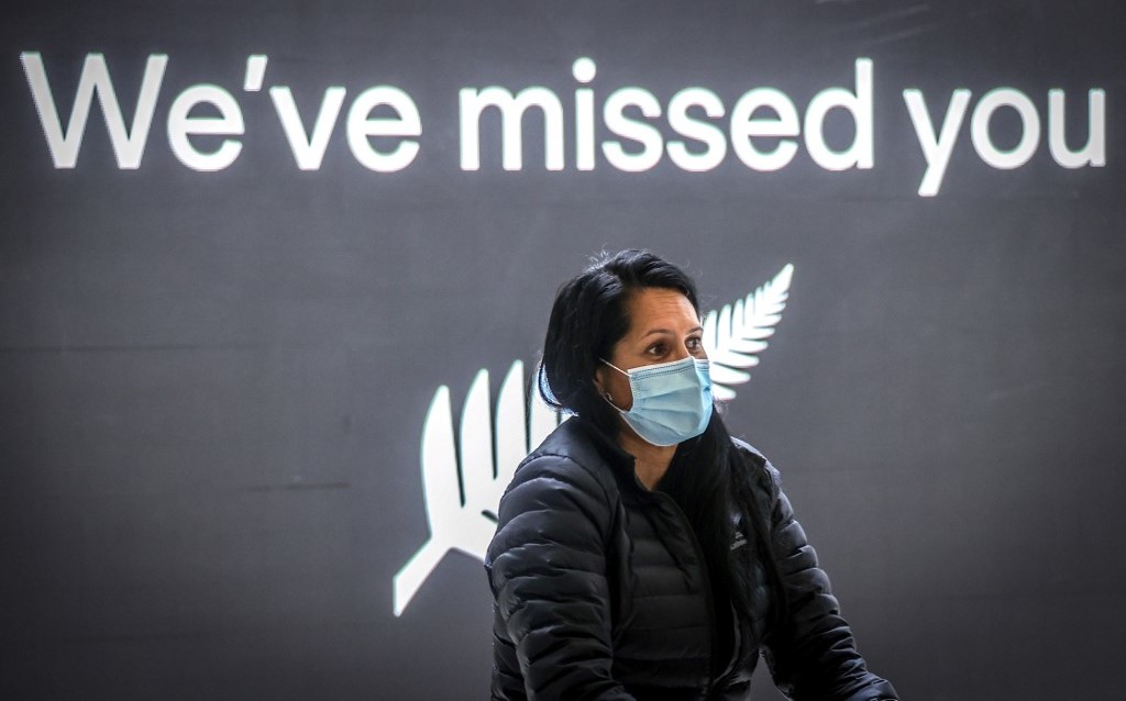 Nueva Zelanda registra nuevo caso local de covid-19 en tres semanas