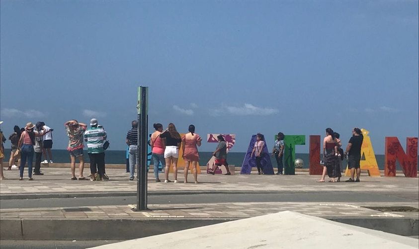 Piden reforzar protocolos sanitarios para frenar contagios en Mazatlán Piden reforzar protocolos sanitarios para frenar contagios en Mazatlán