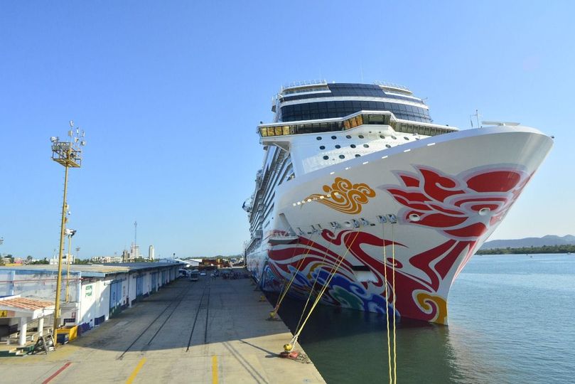Anuncian arribo de vuelo chárter canadiense a Mazatlán Anuncian arribo de vuelo chárter canadiense a Mazatlán