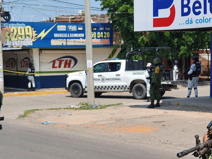 BOMU detuvo a una mujer y aseguró droga en negociación que fue cateada en la Gua BOMU detuvo a una mujer y aseguró droga en negociación que fue cateada en la Gua
