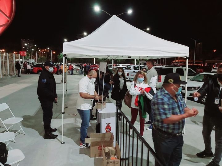 Ante el inicio del béisbol, el secretario de salud, exhorta a sinaloenses a segu Ante el inicio del béisbol, el secretario de salud, exhorta a sinaloenses a segu