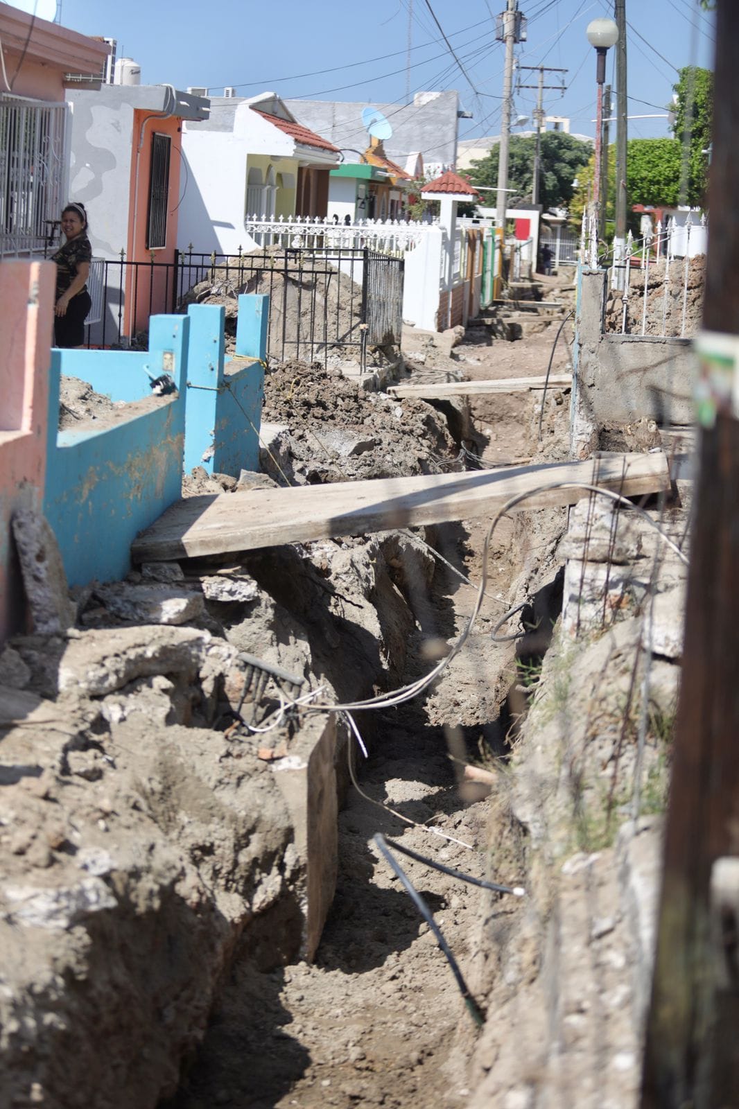 Supervisa El Químico Benitez obras de pavimentación, agua y drenaje