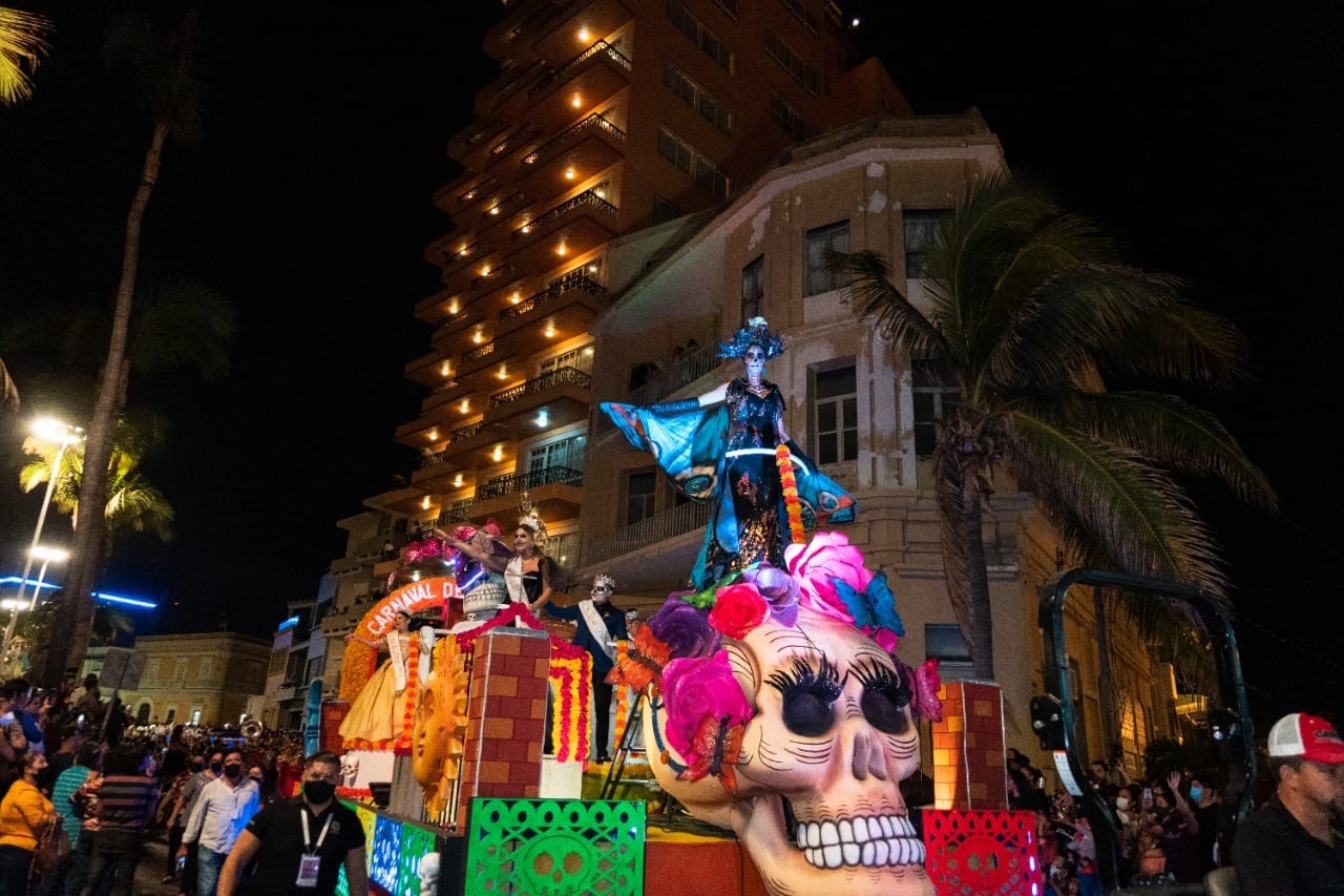 Metamorfosis, Mitos y Leyendas de México la mejor de las celebraciones de Día de Muertos. Metamorfosis, Mitos y Leyendas de México la mejor de las celebraciones de Día de Muertos.