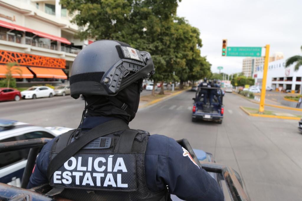 Policías y Fuerzas Armadas se desplegarán en todo Sinaloa para un “Buen Fin” seguro Policías y Fuerzas Armadas se desplegarán en todo Sinaloa para un “Buen Fin” seguro