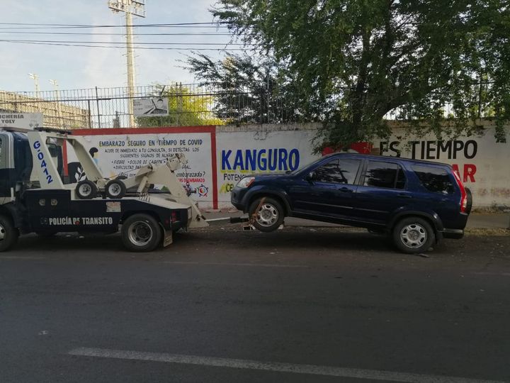 Ante gran afluencia de personas en el centro de Culiacán, Tránsito Municipal ref