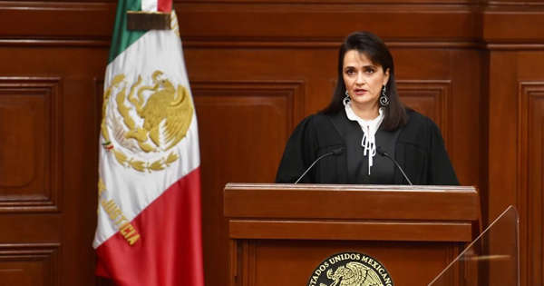 Corte otorga suspensión a AMLO; ordena a INE seguir preparando revocación La ministras Margarita Ríos Farjat y Yas