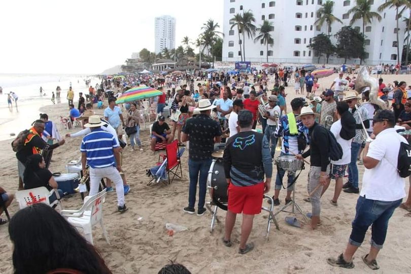 Mas de 34,000 asistentes a las playas durante el jueves santo en Mazatlán