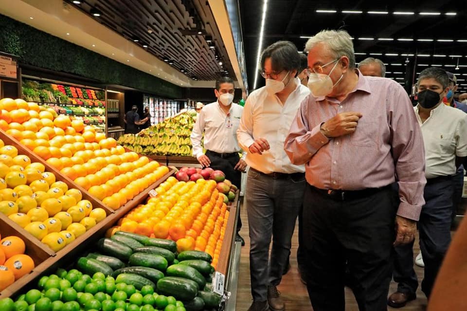 *Rocha agradece confianza de empresarios por invertir en Sinaloa* *Rocha agradece confianza de empresarios por invertir en Sinaloa*