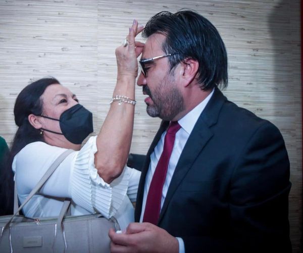*Ayudar a los que menos tienen, y hacer de Culiacán ciudad innovadora y de dere *Ayudar a los que menos tienen, y hacer de Culiacán ciudad innovadora y de dere