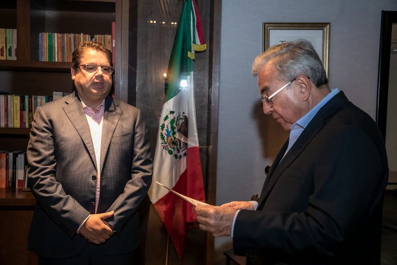 Rocha incorpora a Roberto Cruz a su Gobierno Rocha incorpora a Roberto Cruz a su Gobierno