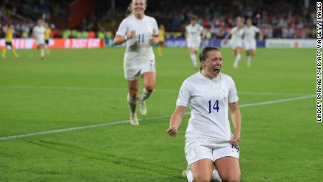 Fran Kirby puso la guinda al pastel con un cuarto gol en los últimos minutos.