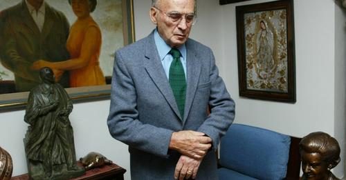 FALLECE A LOS 100 AÑOS EL EX PRESIDENTE LUIS ECHEVERRÍA. FALLECE A LOS 100 AÑOS EL EX PRESIDENTE LUIS ECHEVERRÍA.