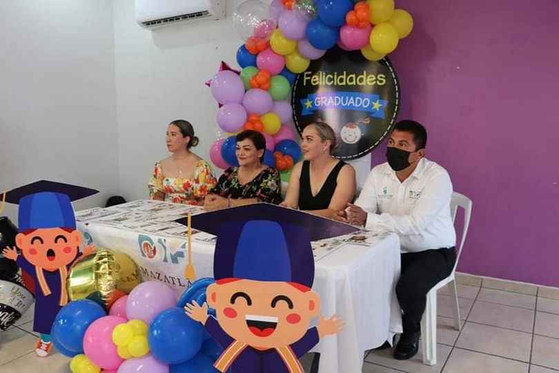 Mazatlán, Sinaloa.- Con el último pase de lista los alumnos del Centro de Asiste Mazatlán, Sinaloa.- Con el último pase de lista los alumnos del Centro de Asiste