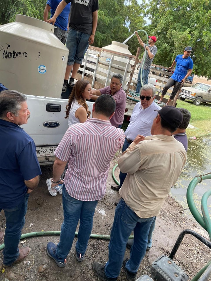 Rocha Moya acude a atender problema de agua potable en Pericos* Rocha Moya acude a atender problema de agua potable en Pericos*