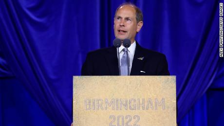 El príncipe Eduardo cierra los Juegos de la Commonwealth de Birmingham 2022 el 8 de agosto. 