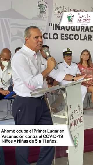 El alcalde de Ahome, Gerardo Vargas, da la bienvenida a estudiantes, padres de f El alcalde de Ahome, Gerardo Vargas, da la bienvenida a estudiantes, padres de f
