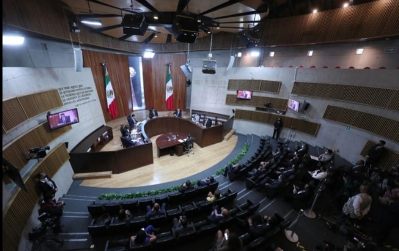 AVALA TEPJF LICENCIA DE PATERNIDAD POR 90 DÍAS A EMPLEADO DEL INE. AVALA TEPJF LICENCIA DE PATERNIDAD POR 90 DÍAS A EMPLEADO DEL INE.