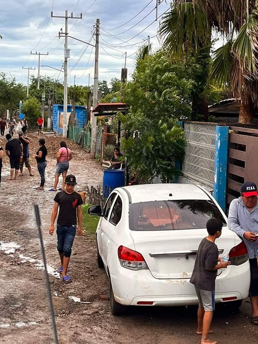 Atiende Protección Civil a familias afectadas por las lluvias en sindicaturas Atiende Protección Civil a familias afectadas por las lluvias en sindicaturas