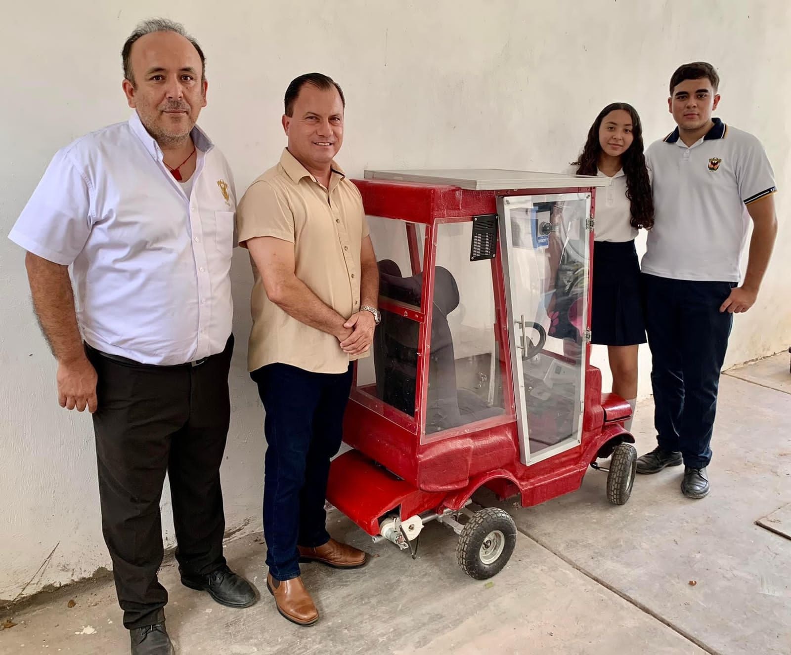 Destacan alumnos de la Preparatoria Guasave Diurna en concurso nacional Destacan alumnos de la Preparatoria Guasave Diurna en concurso nacional