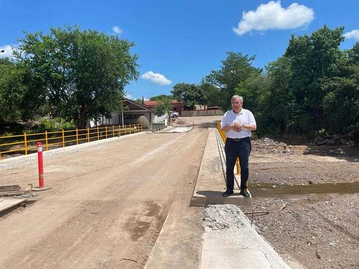 El gobernador Rubén Rocha Moya supervisó este domingo los trabajos de construcci El gobernador Rubén Rocha Moya supervisó este domingo los trabajos de construcci