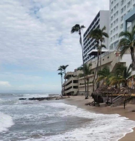 Reabren algunas zonas de playa en Mazatlán con medidas preventivas Reabren algunas zonas de playa en Mazatlán con medidas preventivas