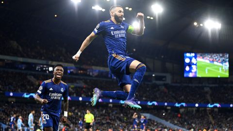 Benzema celebra tras marcar ante el Manchester City en la Champions League.