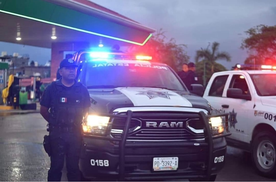 DESTROZOS E INUNDACIONES EN NAYARIT PROVOCA EL HURACÁN «ROSLYN»; VIENTOS DE 195 DESTROZOS E INUNDACIONES EN NAYARIT PROVOCA EL HURACÁN «ROSLYN»; VIENTOS DE 195