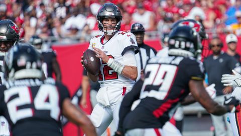 Brady se retiró de la NFL en febrero, pero luego revocó su decisión.