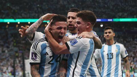 Enzo Fernández aseguró la victoria de Argentina en las etapas finales.