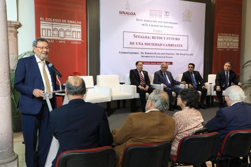 Apertura Rocha Moya Foro de Análisis del Colegio de Sinaloa Apertura Rocha Moya Foro de Análisis del Colegio de Sinaloa