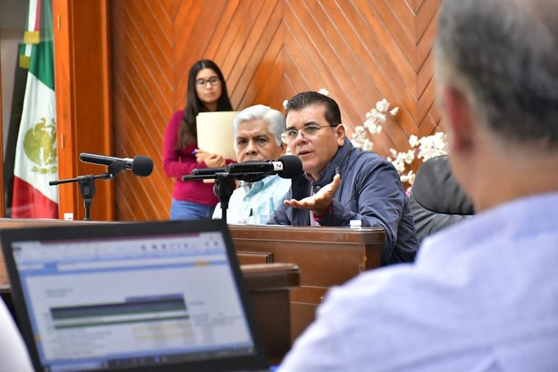 *Aprueban Regidores del Cabildo Ley de Ingreso de Mazatlán para el Ejercicio Fis *Aprueban Regidores del Cabildo Ley de Ingreso de Mazatlán para el Ejercicio Fis