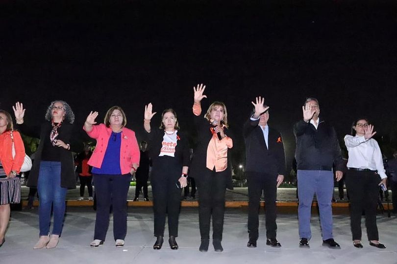 Enciende Palacio de Gobierno luces naranja por arranque de campaña contra violen Enciende Palacio de Gobierno luces naranja por arranque de campaña contra violen