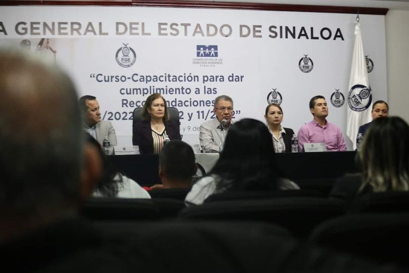 Inicia #FiscalíaSinaloa }Curso de Capacitación a MP, Peritos y Policías de Inves Inicia #FiscalíaSinaloa }Curso de Capacitación a MP, Peritos y Policías de Inves
