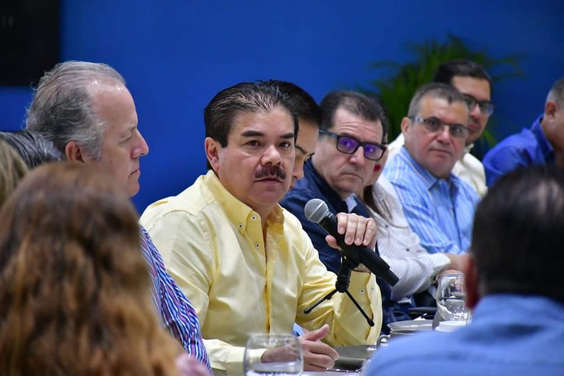 *Trabajarán de la mano gobierno de Mazatlán y empresarios hoteleros para resolve *Trabajarán de la mano gobierno de Mazatlán y empresarios hoteleros para resolve