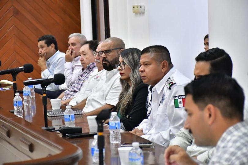 *Avanza el proyecto del carril preferencial.* *Avanza el proyecto del carril preferencial.*