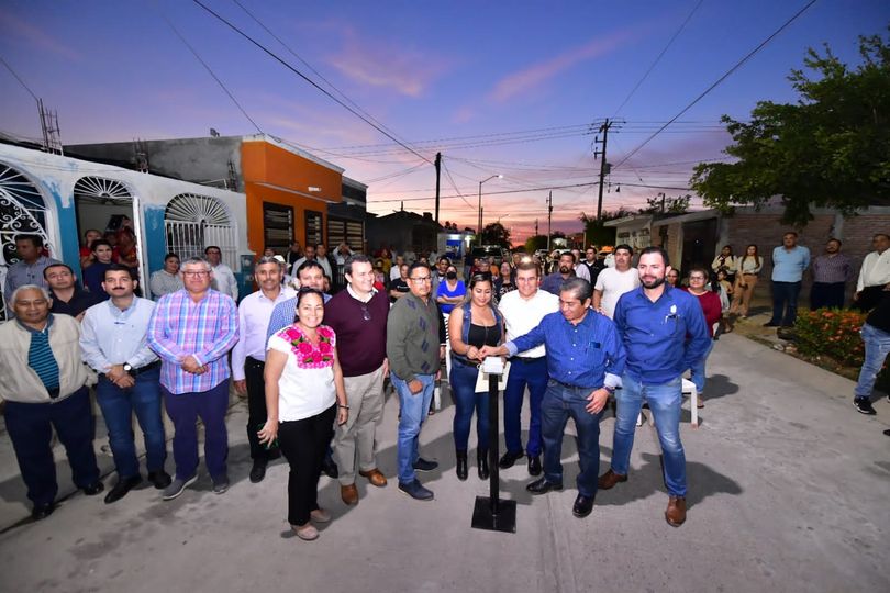*»Gracias por caminar en las colonias populares que tanta falta les hacía”: Habi *»Gracias por caminar en las colonias populares que tanta falta les hacía”: Habi
