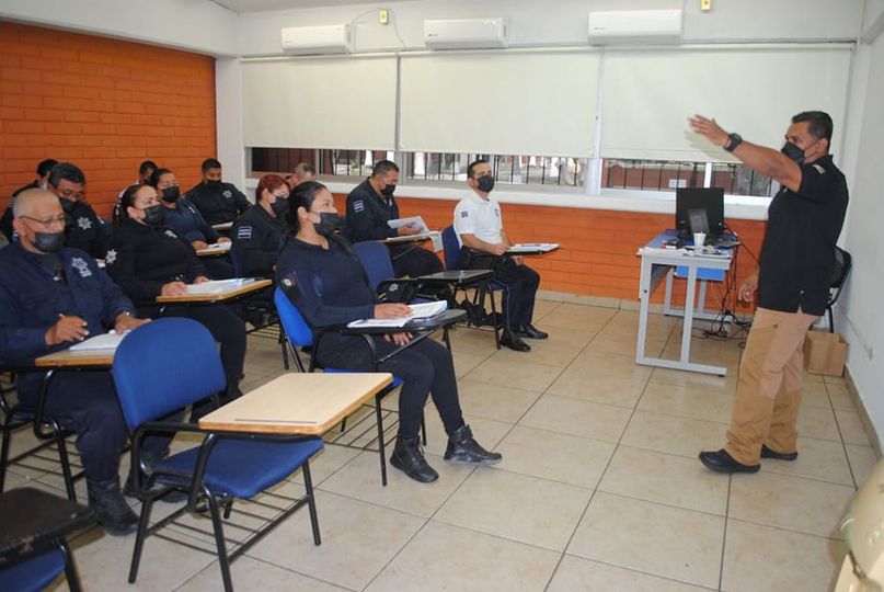 *Unipol cumple su primer año de actividades* *Unipol cumple su primer año de actividades*