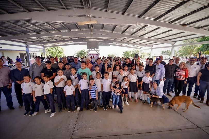 *El Alcalde Edgar González da respuesta a necesidades de pobladores en recorrid *El Alcalde Edgar González da respuesta a necesidades de pobladores en recorrid