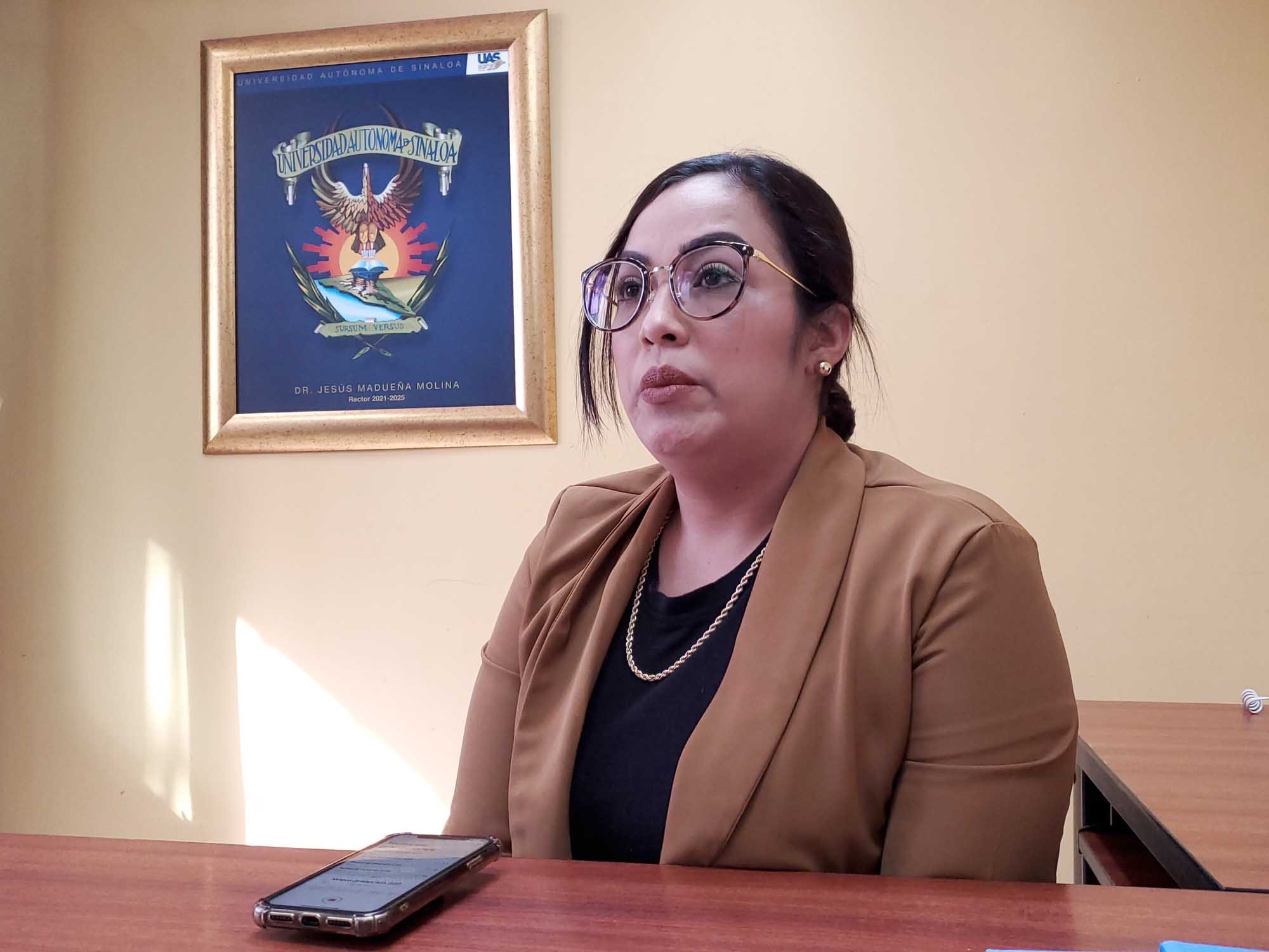 Nuevo reglamento antitabaco es benéfico para la sociedad: médica universitaria Nuevo reglamento antitabaco es benéfico para la sociedad: médica universitaria