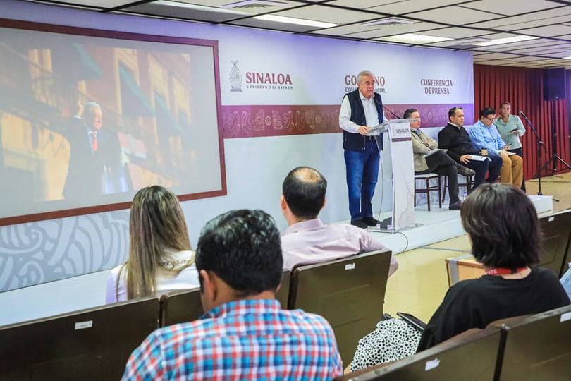 Cientos de sinaloenses se sumaron al apoyo a AMLO el sábado: Rocha Cientos de sinaloenses se sumaron al apoyo a AMLO el sábado: Rocha