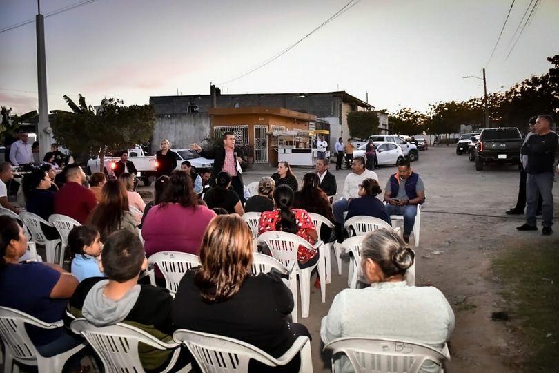 *Llega Reconversión del Alumbrado a la Colonia Lucio Valverde con la instalación *Llega Reconversión del Alumbrado a la Colonia Lucio Valverde con la instalación