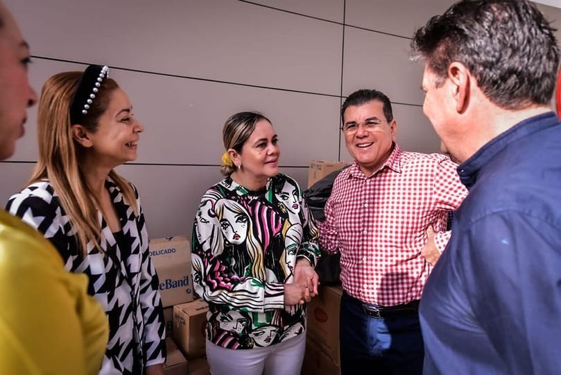 *Recibe DIF Mazatlán donativo en material de curación por parte Club Venados de *Recibe DIF Mazatlán donativo en material de curación por parte Club Venados de