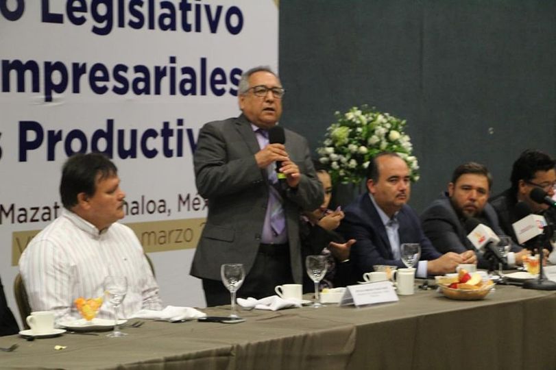 Sostienen legisladores y empresarios encuentro a favor del crecimiento del sur d Sostienen legisladores y empresarios encuentro a favor del crecimiento del sur d