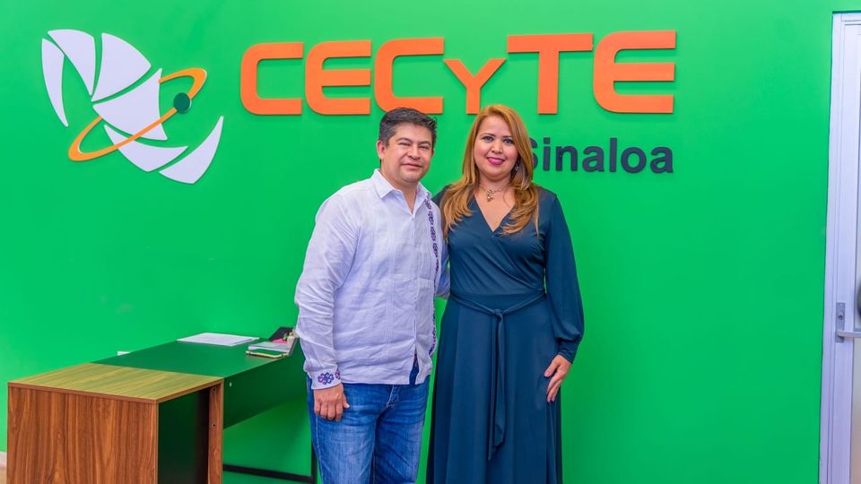 Los Docentes son el eje rector de los CECyTES: Alejandro Samuel Colín Ramírez. Los Docentes son el eje rector de los CECyTES: Alejandro Samuel Colín Ramírez.