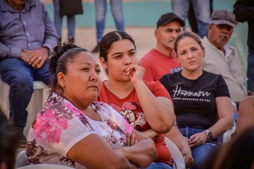 *¡Gracias por atender las necesidades de nuestros niños!: Director primaria “Alf *¡Gracias por atender las necesidades de nuestros niños!: Director primaria “Alf